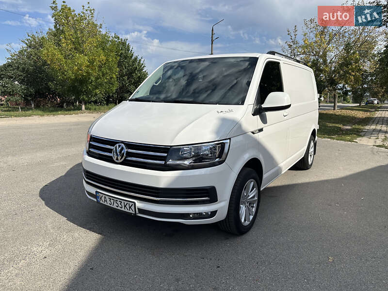 Грузовой фургон Volkswagen Transporter 2016 в Новой Водолаге