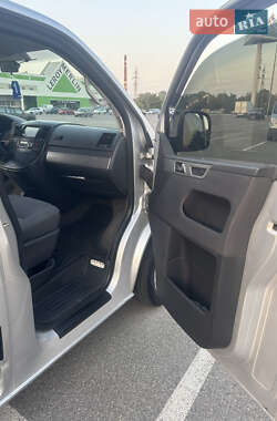 Минивэн Volkswagen Transporter 2008 в 
