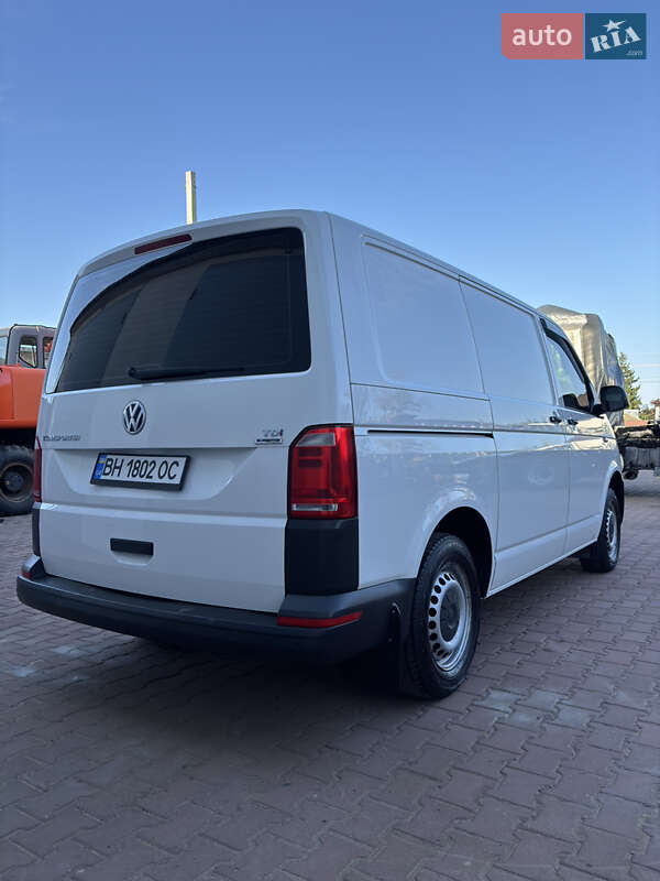 Грузопассажирский фургон Volkswagen Transporter 2015 в Одессе