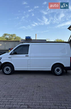 Грузопассажирский фургон Volkswagen Transporter 2015 в 