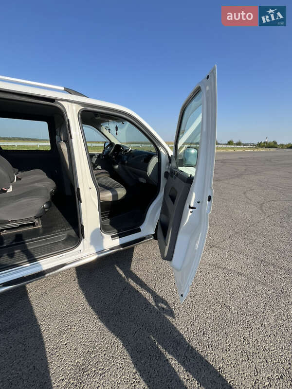 Мінівен Volkswagen Transporter 2008 в Ковелі