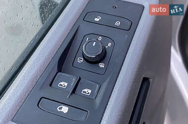 Грузовой фургон Volkswagen Transporter 2021 в 