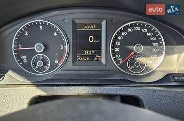 Грузовой фургон Volkswagen Transporter 2013 в 