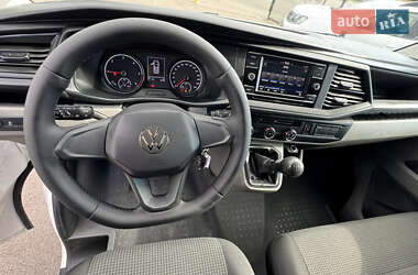 Грузовой фургон Volkswagen Transporter 2021 в 