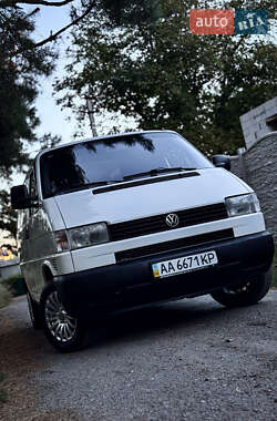 Грузовой фургон Volkswagen Transporter 1998 в 