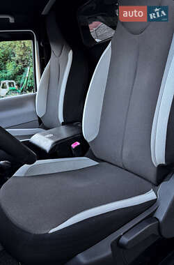 Грузовой фургон Volkswagen Transporter 1998 в 