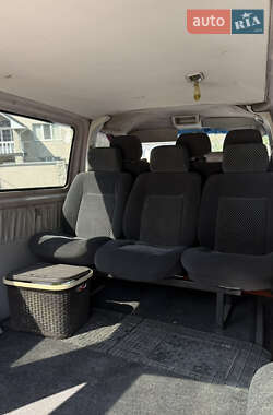 Минивэн Volkswagen Transporter 2003 в 