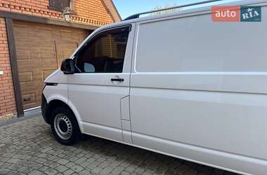 Грузовой фургон Volkswagen Transporter 2020 в 