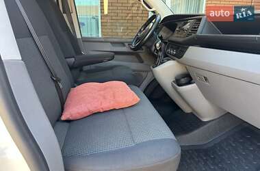 Грузовой фургон Volkswagen Transporter 2020 в 