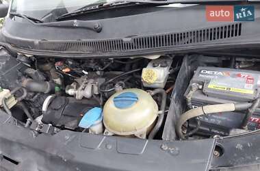 Грузовой фургон Volkswagen Transporter 2006 в 