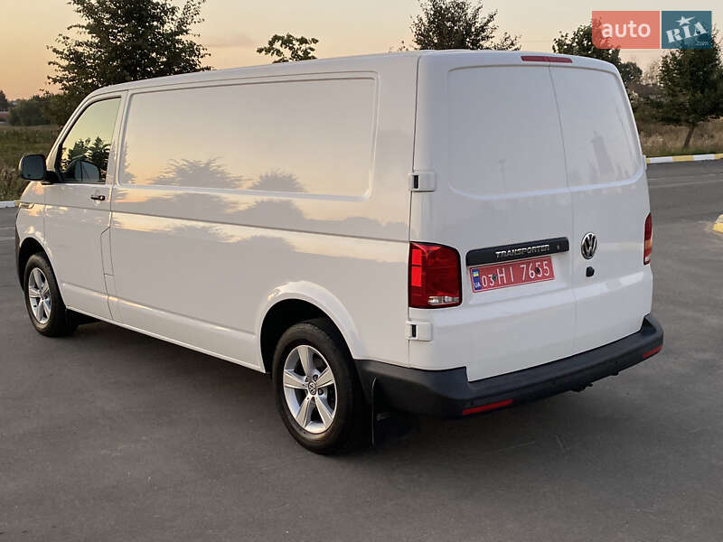 Грузовой фургон Volkswagen Transporter 2020 в Ирпене