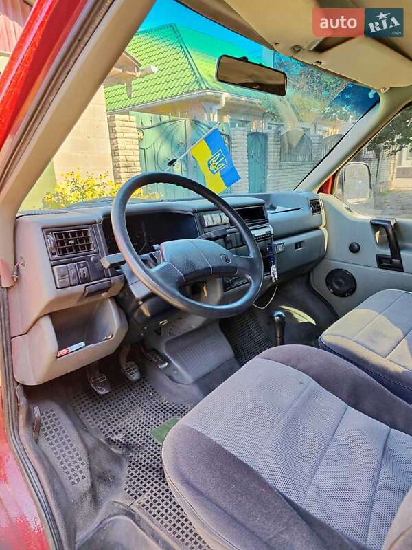 Минивэн Volkswagen Transporter 1991 в Черкассах