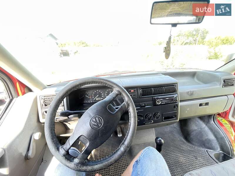 Минивэн Volkswagen Transporter 1996 в Дрогобыче