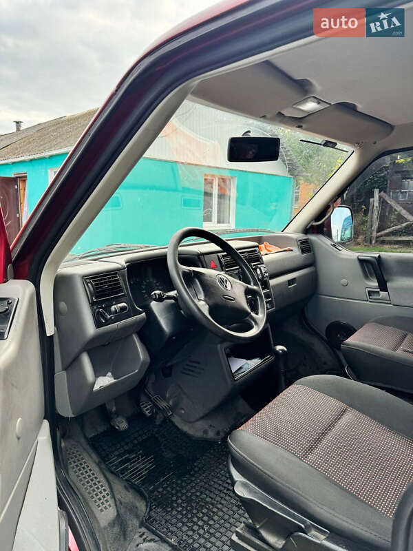 Минивэн Volkswagen Transporter 2001 в Кролевце