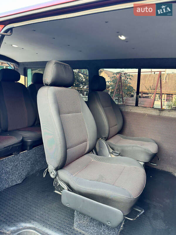 Минивэн Volkswagen Transporter 2001 в Кролевце