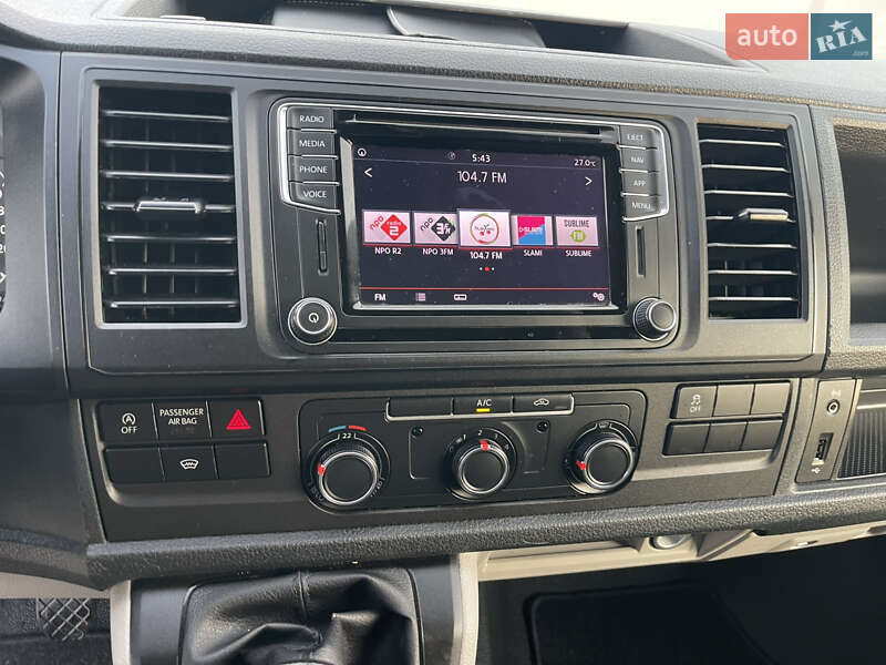 Грузовой фургон Volkswagen Transporter 2019 в Львове