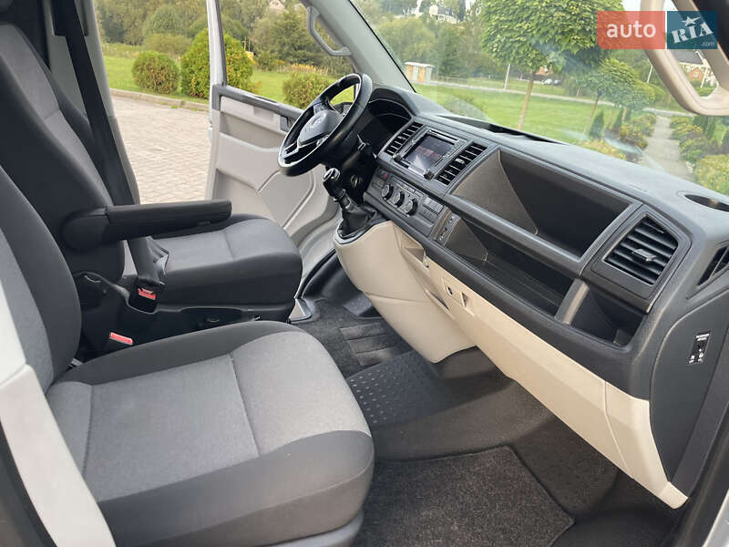 Грузовой фургон Volkswagen Transporter 2019 в Львове