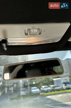 Мінівен Volkswagen Transporter 2012 в 