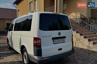 Минивэн Volkswagen Transporter 2009 в 