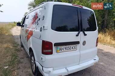 Грузовой фургон Volkswagen Transporter 2004 в 