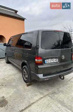 Минивэн Volkswagen Transporter 2007 в 