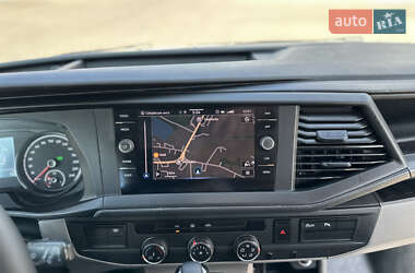 Минивэн Volkswagen Transporter 2021 в 