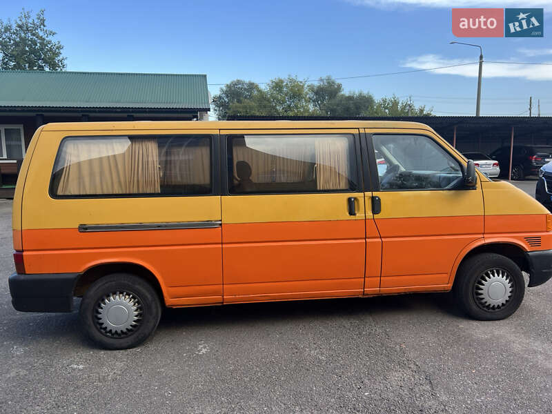 Минивэн Volkswagen Transporter 1996 в Дрогобыче