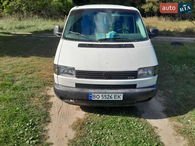 Минивэн Volkswagen Transporter 2001 в 