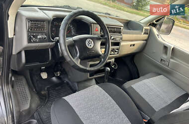 Минивэн Volkswagen Transporter 2000 в 
