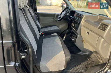 Минивэн Volkswagen Transporter 2000 в 