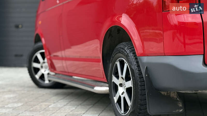 Минивэн Volkswagen Transporter 2004 в Ивано-Франковске
