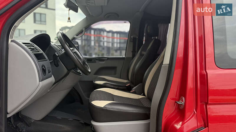 Минивэн Volkswagen Transporter 2004 в Ивано-Франковске