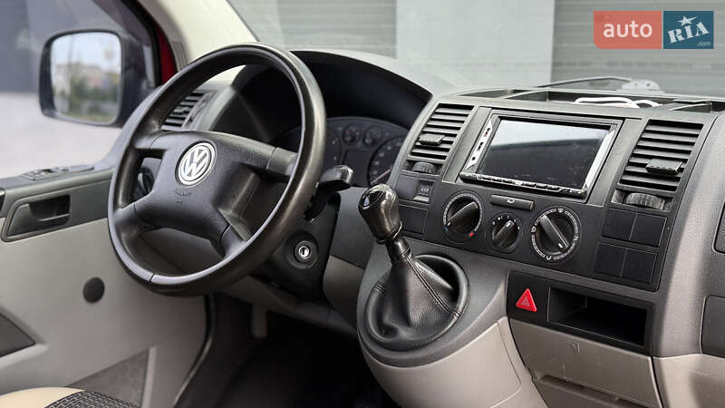 Минивэн Volkswagen Transporter 2004 в Ивано-Франковске