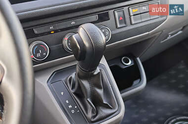 Грузовой фургон Volkswagen Transporter 2020 в 
