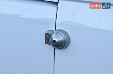 Грузовой фургон Volkswagen Transporter 2020 в 