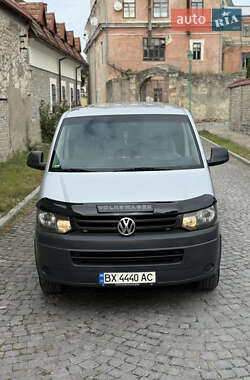 Минивэн Volkswagen Transporter 2011 в 