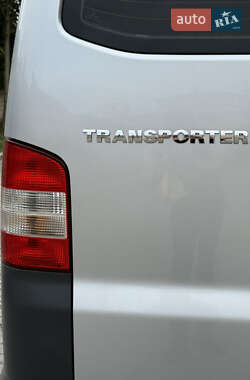 Минивэн Volkswagen Transporter 2011 в 