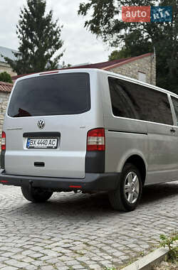 Минивэн Volkswagen Transporter 2011 в 