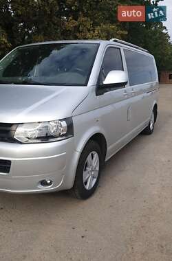 Минивэн Volkswagen Transporter 2013 в 