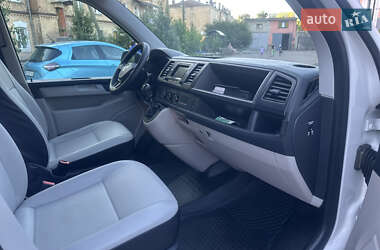 Грузовой фургон Volkswagen Transporter 2017 в 