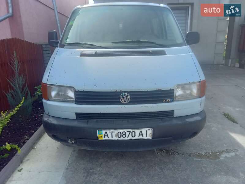 Минивэн Volkswagen Transporter 2000 в 