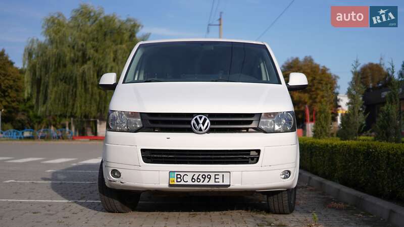 Грузовой фургон Volkswagen Transporter 2010 в Киеве