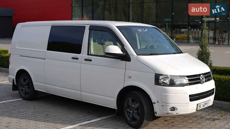 Грузовой фургон Volkswagen Transporter 2010 в Киеве