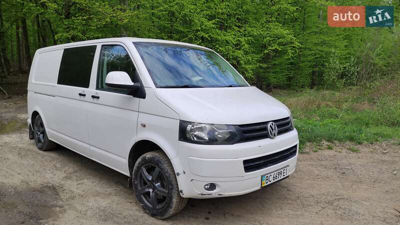 Грузовой фургон Volkswagen Transporter 2010 в Киеве