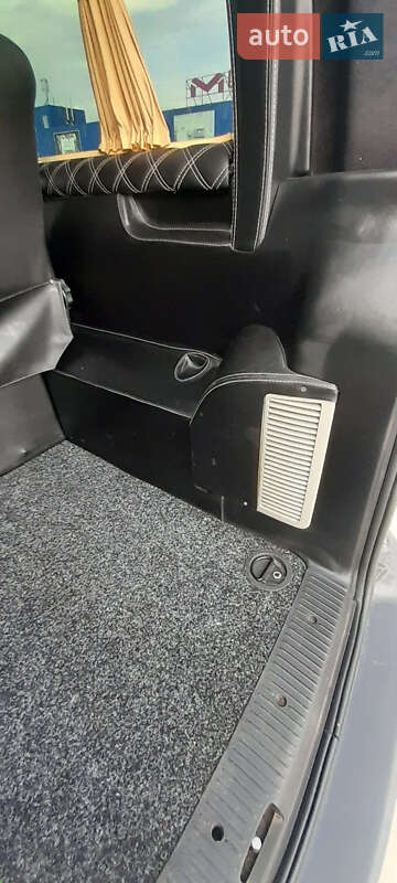 Минивэн Volkswagen Transporter 2010 в Виннице