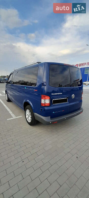 Минивэн Volkswagen Transporter 2010 в Виннице