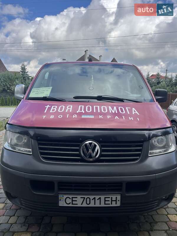 Минивэн Volkswagen Transporter 2004 в Черновцах