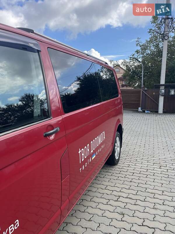 Минивэн Volkswagen Transporter 2004 в Черновцах