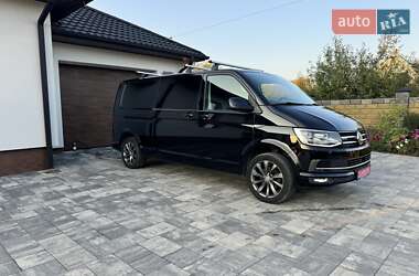Вантажний фургон Volkswagen Transporter 2017 в Любомлі