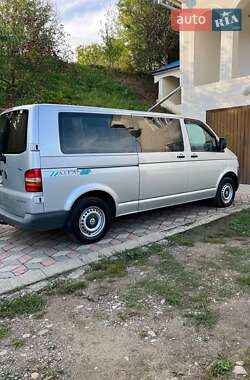 Минивэн Volkswagen Transporter 2009 в 